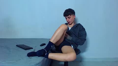 Snapshot of mike777jr chatting on 2, 3, 2026 Mike IMDEPENDIENT MODEL online show from 2, 3, 2026