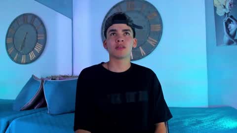 Snapshot of mike_0233 chatting on 9, 1, 2025 Mike 0233 online show from 9, 1, 2025