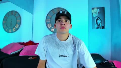 Snapshot of mike_0233 chatting on 21, 1, 2025 Mike 0233 online show from 21, 1, 2025