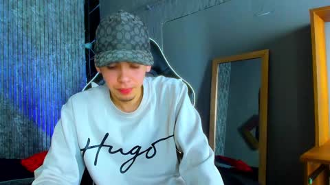 Snapshot of mike_0233 chatting on 11, 3, 2025 Mike 0233 online show from 11, 3, 2025