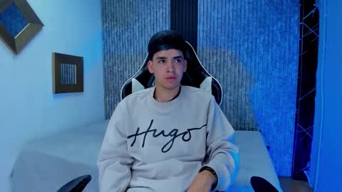 Mike 0233 online show from 3, 12, 2025