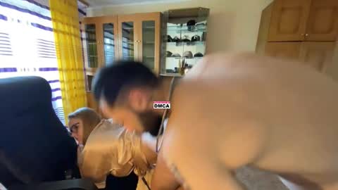 Mike and anna online show from 5, 11, 2025