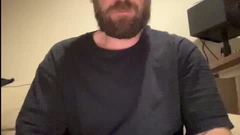 Snapshot of mike_berlin1 chatting on 28, 9, 2025 MIke online show from 28, 9, 2025