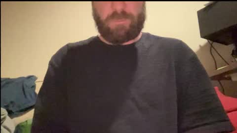 Snapshot of mike_berlin1 chatting on 8, 11, 2025 MIke online show from 8, 11, 2025