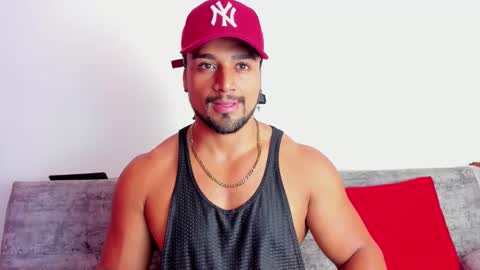 Snapshot of mike_estevess chatting on 9, 2, 2025 online show from 9, 2, 2025