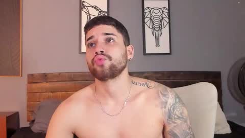 Snapshot of mike_montoya chatting on 7, 1, 2026 Mike Montoya online show from 7, 1, 2026