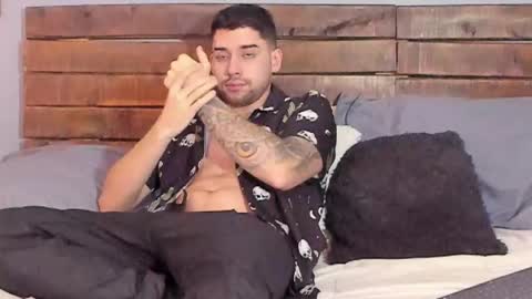 Snapshot of mike_montoya chatting on 16, 1, 2026 Mike Montoya online show from 16, 1, 2026