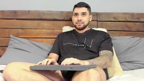 Snapshot of mike_montoya chatting on 6, 2, 2026 Mike Montoya online show from 6, 2, 2026