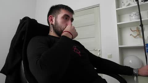 Snapshot of mike_platano chatting on 22, 9, 2025 MIKE PLATANO online show from 22, 9, 2025