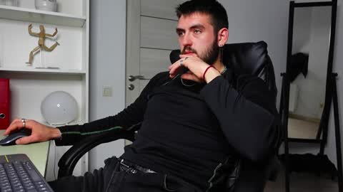 Snapshot of mike_platano chatting on 24, 9, 2025 MIKE PLATANO online show from 24, 9, 2025