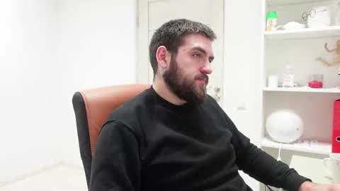 Snapshot of mike_platano chatting on 27, 11, 2025 MIKE PLATANO online show from 27, 11, 2025