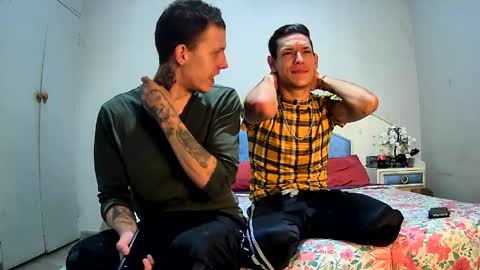 Hot Buns online show from 15, 4, 2026