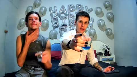 Hot Buns online show from 23, 4, 2026