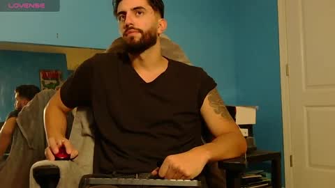 mikehawk1589 online show from 30, 12, 2024