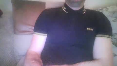 Snapshot of mikehockishuge9 chatting on 20, 2, 2025 mikehockishuge9 online show from 20, 2, 2025