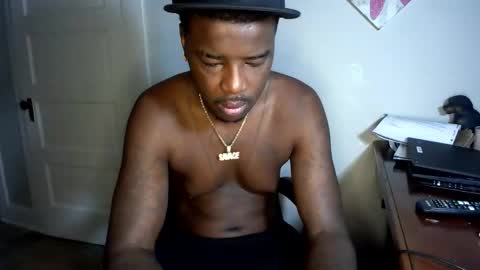 Snapshot of mikejones1415 chatting on 29, 10, 2025 mike jones online show from 29, 10, 2025