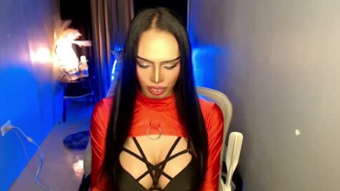 Snapshot of mikeyalawi03 chatting on 8, 6, 2026 Mistress MikeyAlawi online show from 8, 6, 2026
