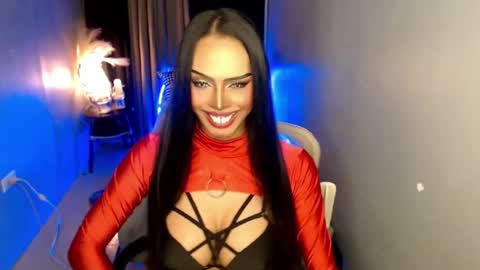 Snapshot of mikeyalawi03 chatting on 9, 6, 2026 Mistress MikeyAlawi online show from 9, 6, 2026