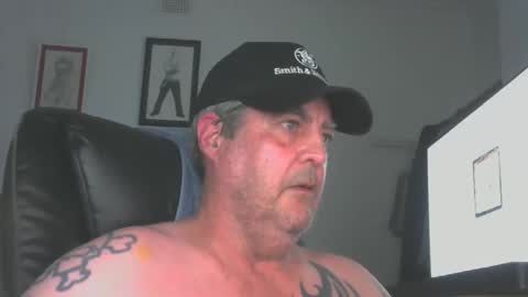 mikeyomalley73999 online show from 21, 10, 2025