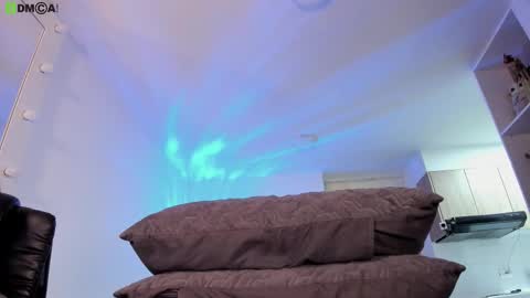 VIOLETAMIKE online show from 25, 2, 2026