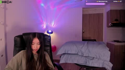 VIOLETAMIKE online show from 2, 4, 2026