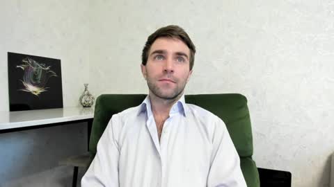 Mikhail online show from 4, 2, 2025