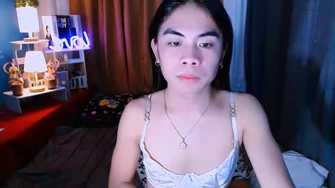 Snapshot of mikhayla_and_zeus_room chatting on 13, 1, 2025 Mikhayla and Zeus online show from 13, 1, 2025
