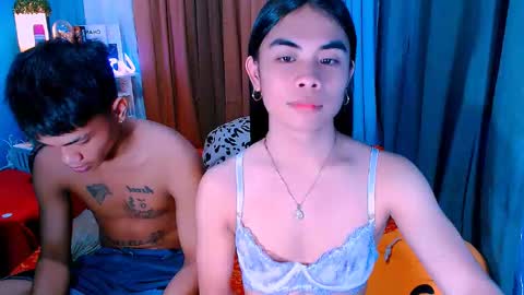 Snapshot of mikhayla_and_zeus_room chatting on 4, 3, 2025 Mikhayla and Zeus online show from 4, 3, 2025