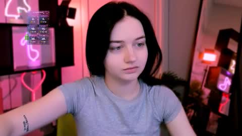 Snapshot of miki_ti chatting on 27, 11, 2025 miki_ti online show from 27, 11, 2025