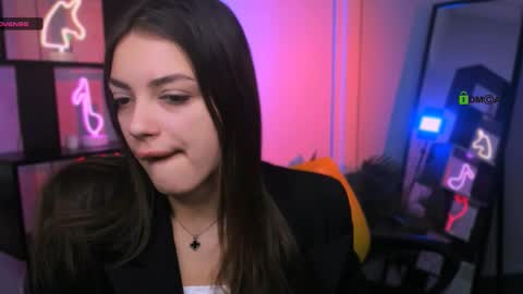 Snapshot of miki_ti chatting on 2, 12, 2025 miki_ti online show from 2, 12, 2025