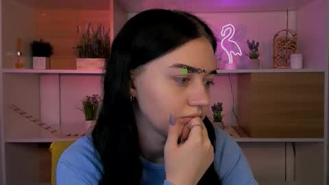 Snapshot of miki_ti chatting on 15, 12, 2025 miki_ti online show from 15, 12, 2025