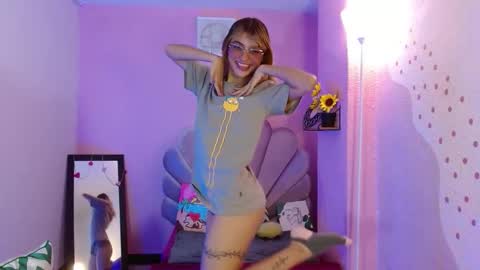 Mikka 3 online show from 24, 9, 2025