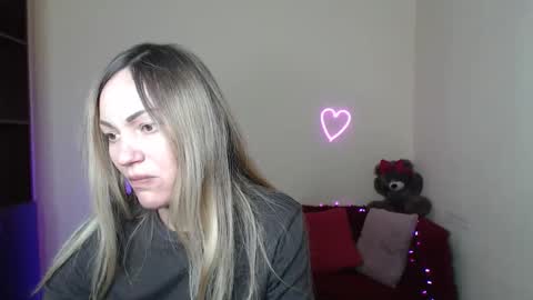 Snapshot of mikkey_mouse8 chatting on 27, 2, 2026 Adalina online show from 27, 2, 2026