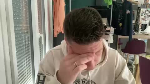 miklp8463 online show from 13, 4, 2026