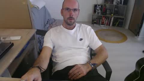 mikmik91 online show from 31, 10, 2025