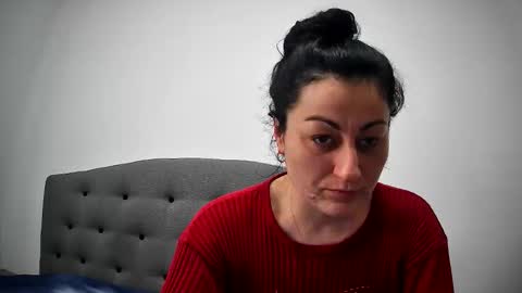 Mikyloveu online show from 31, 3, 2026