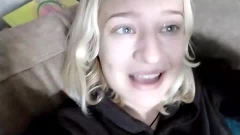 Mila 420 online show from 17, 9, 2025