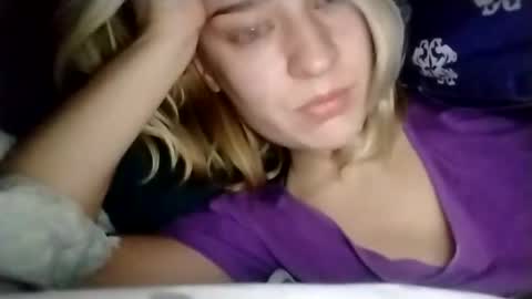 Mila 420 online show from 1, 11, 2025