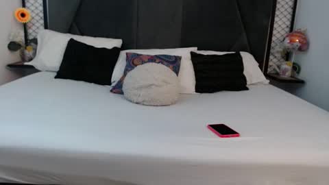 Snapshot of mila_adamss chatting on 26, 9, 2025 mila_adamss online show from 26, 9, 2025