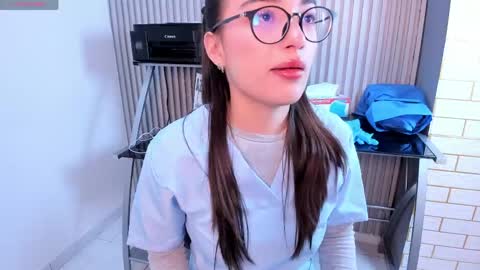 mila_cute2_ online show from 6, 5, 2026