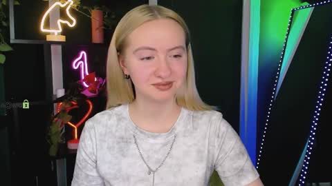 mila_glow online show from 14, 5, 2026