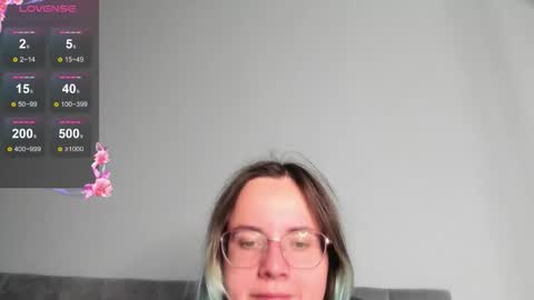 Snapshot of mila_good chatting on 9, 10, 2025 mila_good online show from 9, 10, 2025