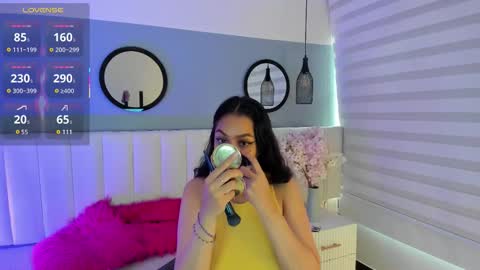 mila_hank online show from 26, 11, 2025