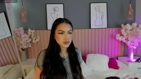 mila_hank online show from 18, 2, 2026