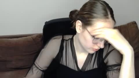 mila_keyy online show from 7, 3, 2026