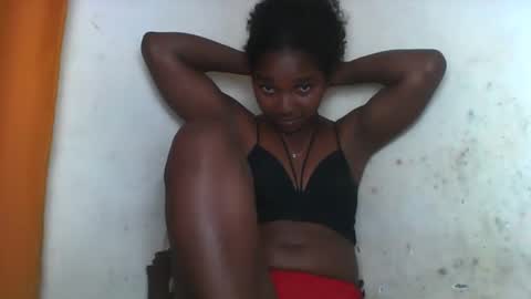 mila_lunah online show from 11, 3, 2026