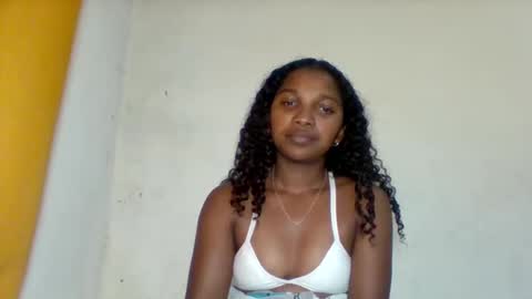 Snapshot of mila_lunah chatting on 26, 4, 2026 mila_lunah online show from 26, 4, 2026