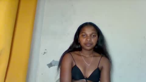 Snapshot of mila_lunah chatting on 10, 5, 2026 mila_lunah online show from 10, 5, 2026