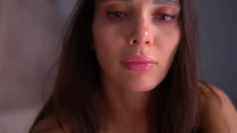 mila may  online show from 9, 2, 2025