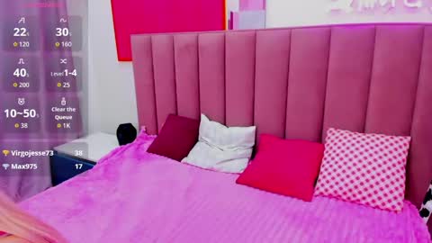 Snapshot of mila_stunning chatting on 28, 5, 2026 Mila online show from 28, 5, 2026